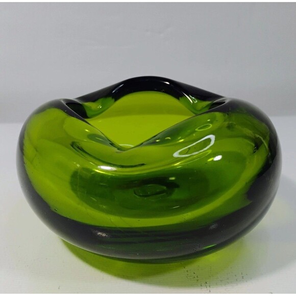 Vtg Hand Blown Glass Ashtray Green Cigar Bowl Mcm Dish Orb Avocado Blenko 6321 - Picture 3 of 9